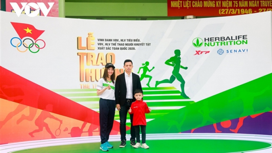 Van Quyet honoured on Vietnam Sports Day